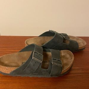Birkenstock Arizona oiled gray leather sandals